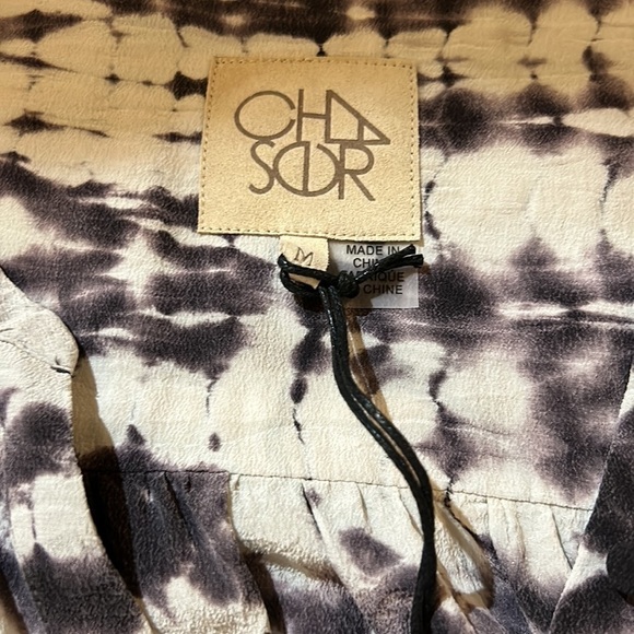 Chaser Tiered Sleeve Blouse. NWT. Medium - Picture 7 of 8